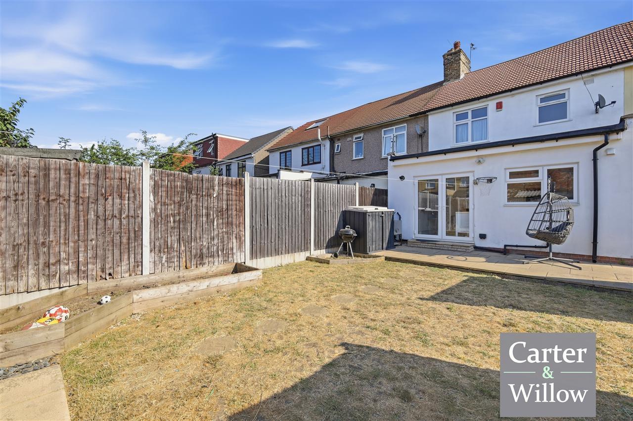 Netherfield Gardens, Essex Image 23
