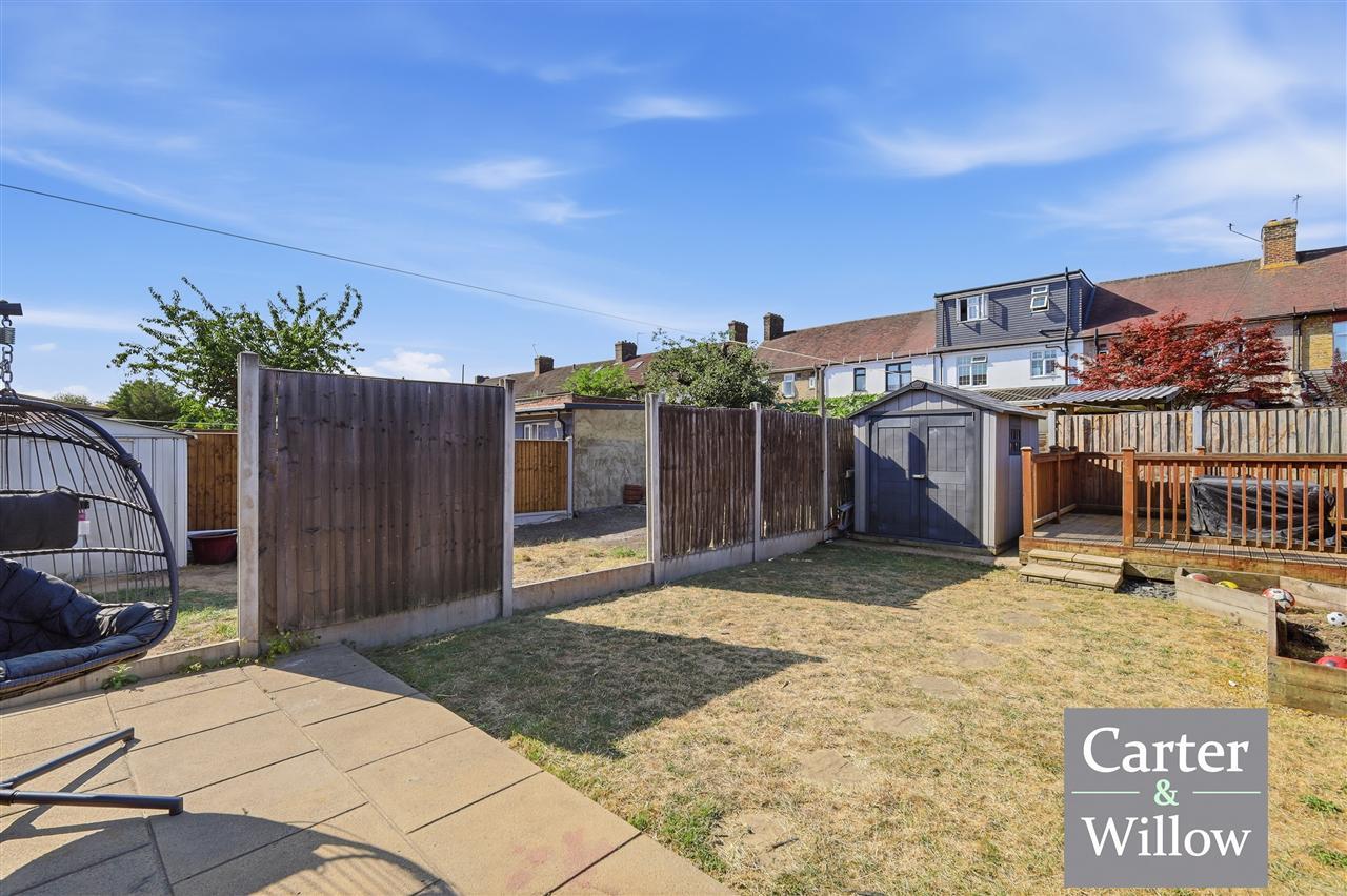 Netherfield Gardens, Essex Image 24
