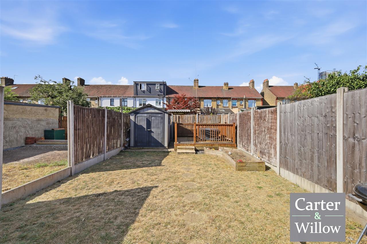 Netherfield Gardens, Essex Image 25