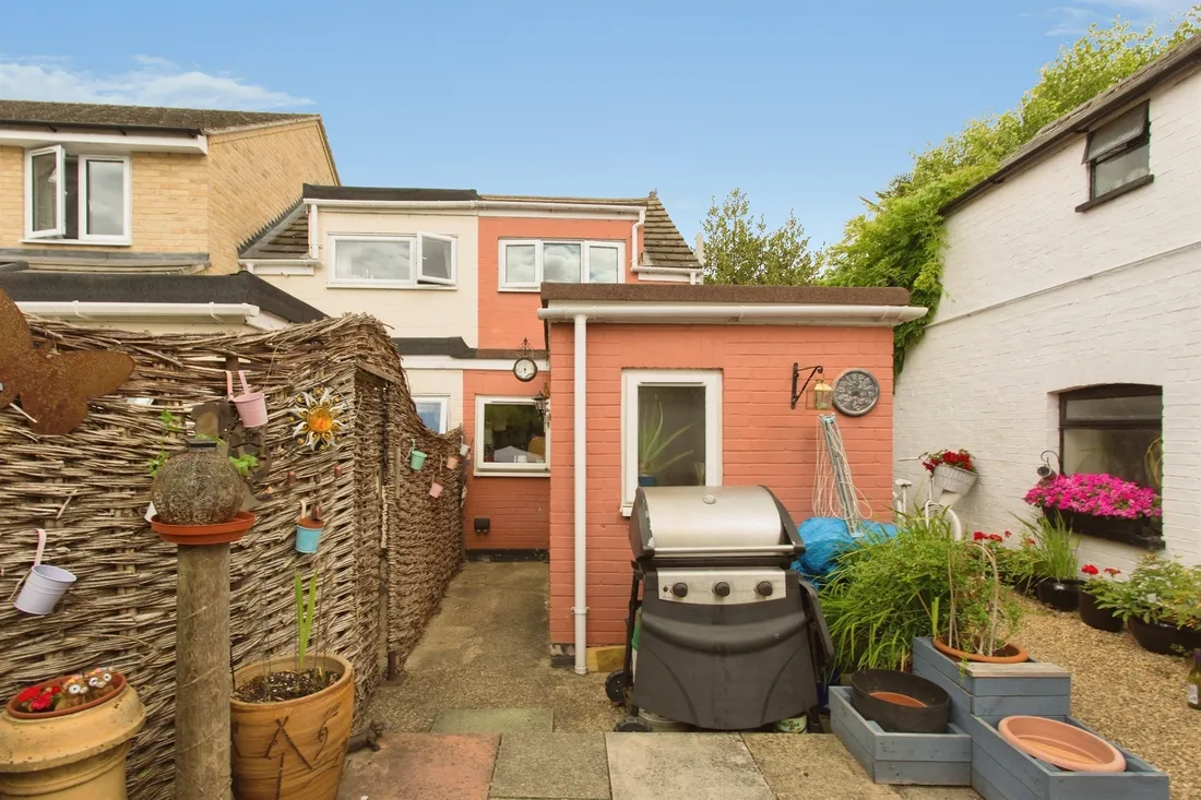 Property photo 11