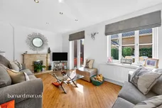 Halton Close, London