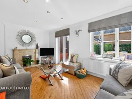 Halton Close, London thumb 3