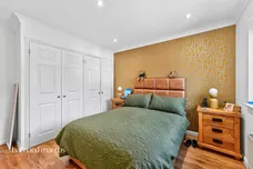 Halton Close, London
