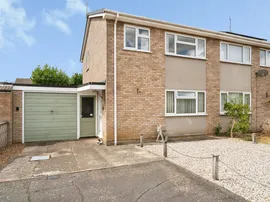 Clarendon Road, Fakenham photo