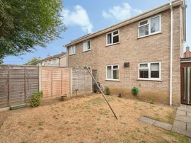 Clarendon Road, Fakenham thumb 3