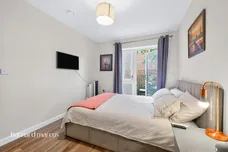 Springfield Drive, London