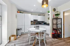 Springfield Drive, London