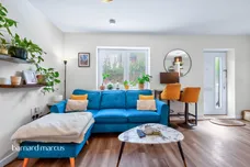 Springfield Drive, London
