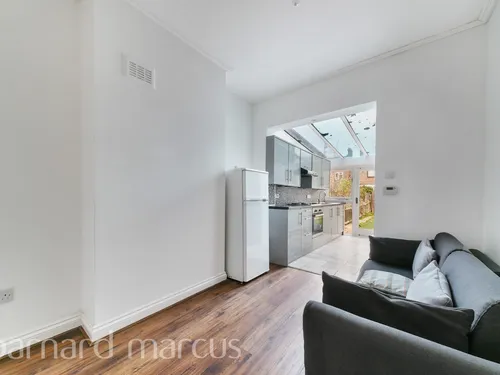 Liverpool Grove, LONDONphoto