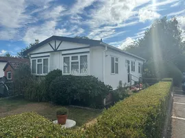 Beech Park, Wigginton, Tring photo