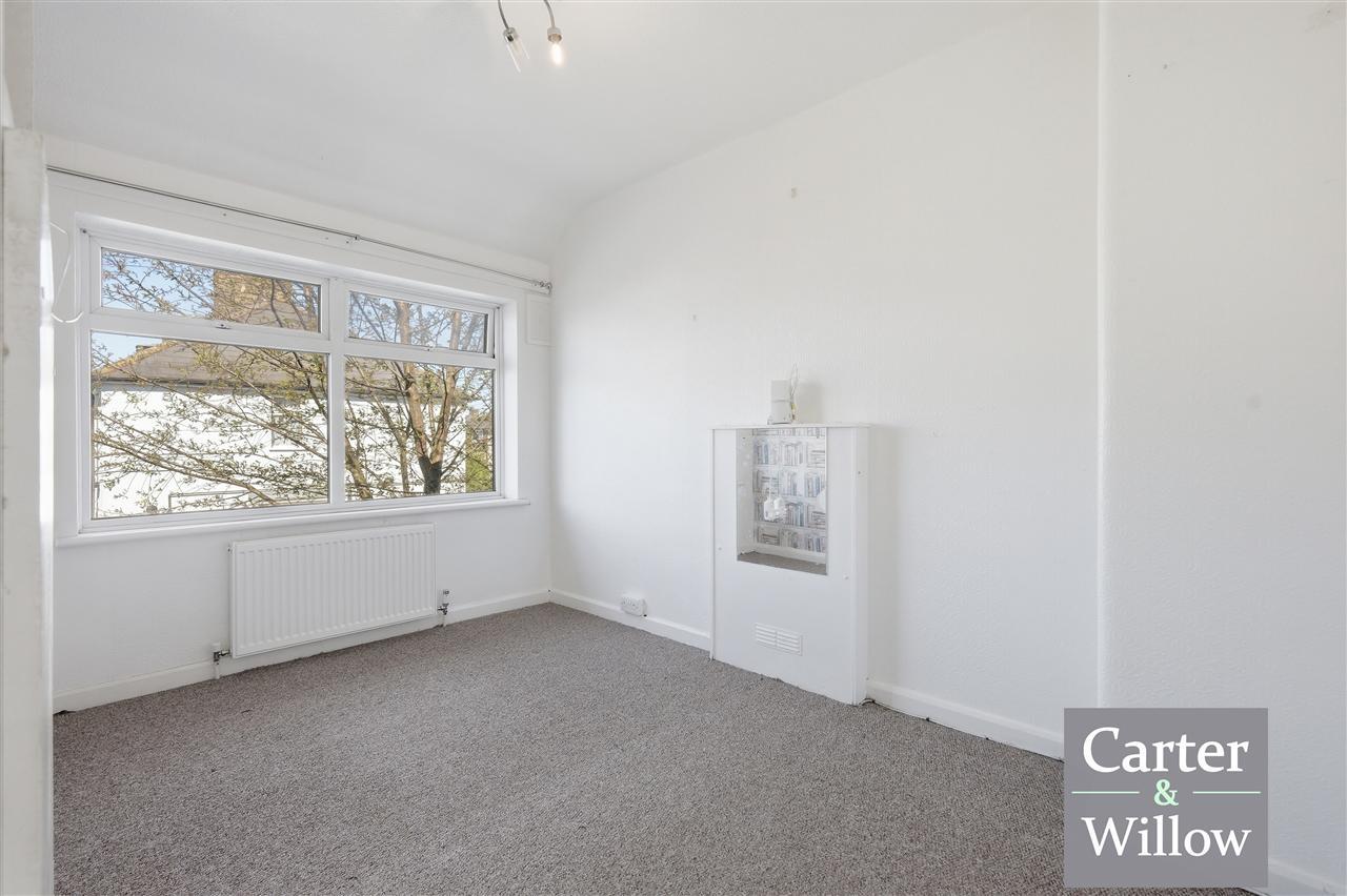 Cornworthy Road, Dagenham, Essex Image 12