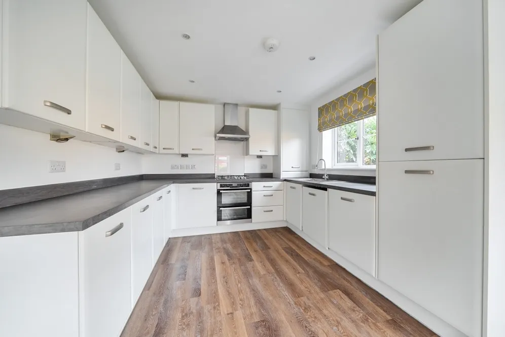 Brimstone End Leamington Spa CV31 photo 3