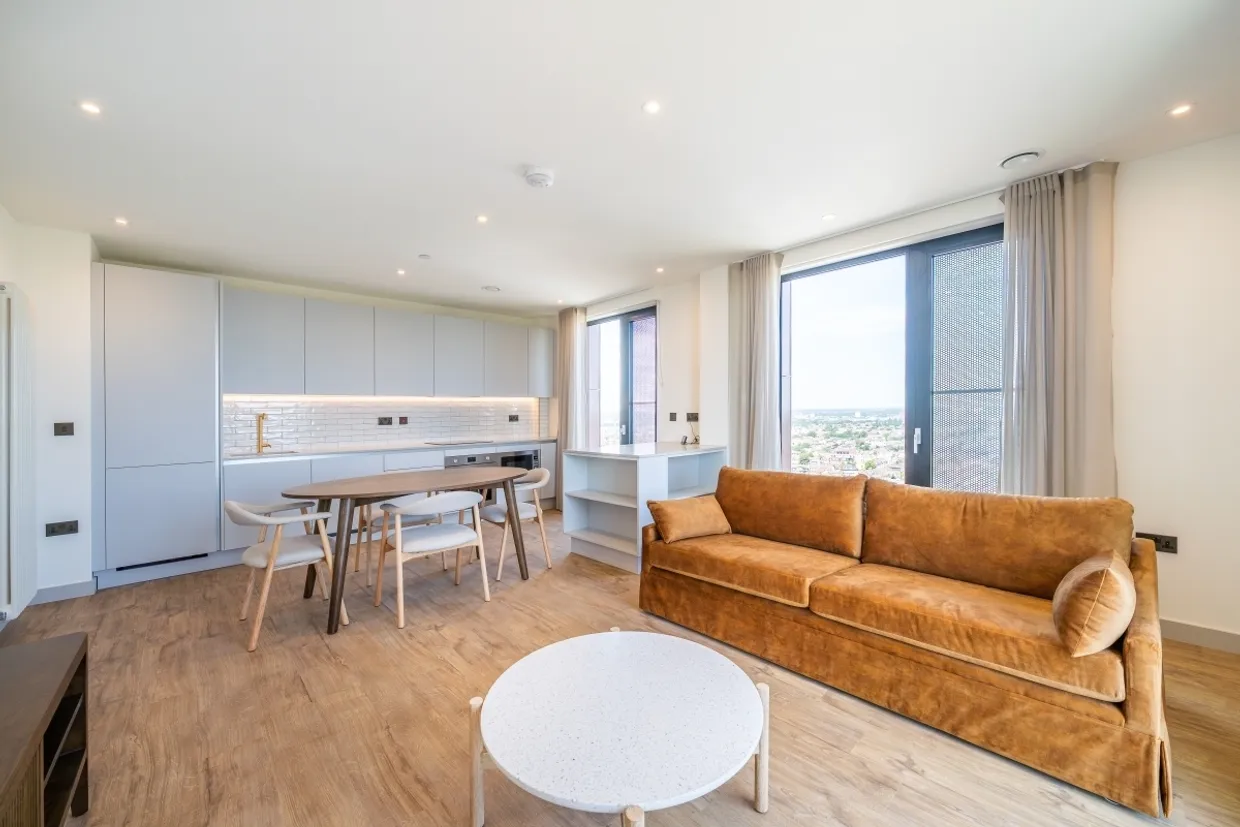 The Eades, 11 Selborne Road London E17 photo 5