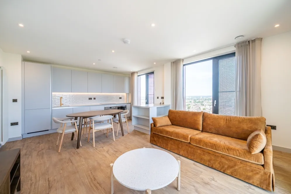 The Eades, 11 Selborne Road London E17 photo 5