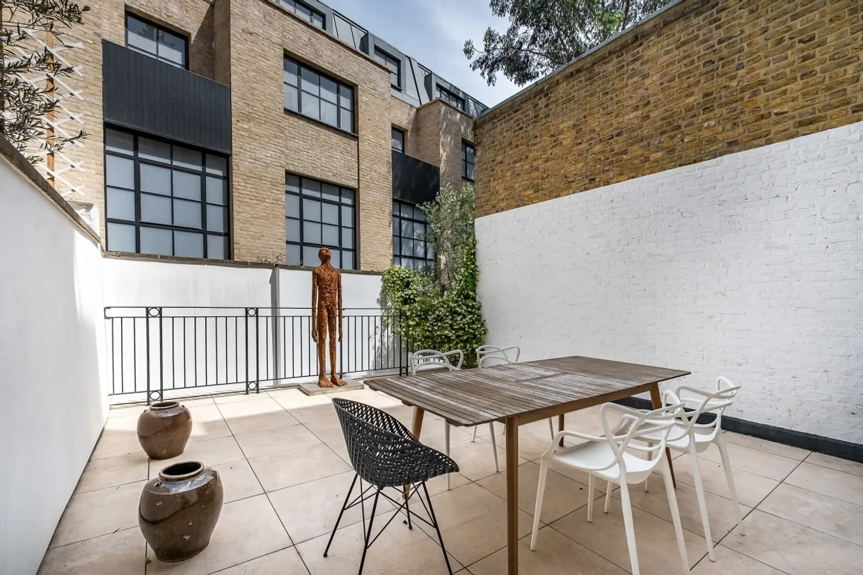 Trevor Square London SW7 photo 5