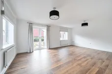 Brimstone End Leamington Spa CV31 photo 6