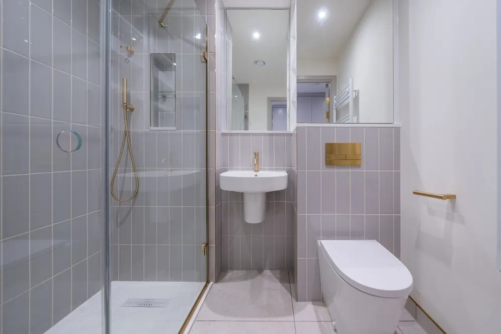 The Eades, 11 Selborne Road London E17 photo 6