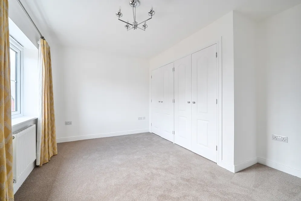 Brimstone End Leamington Spa CV31 photo 8