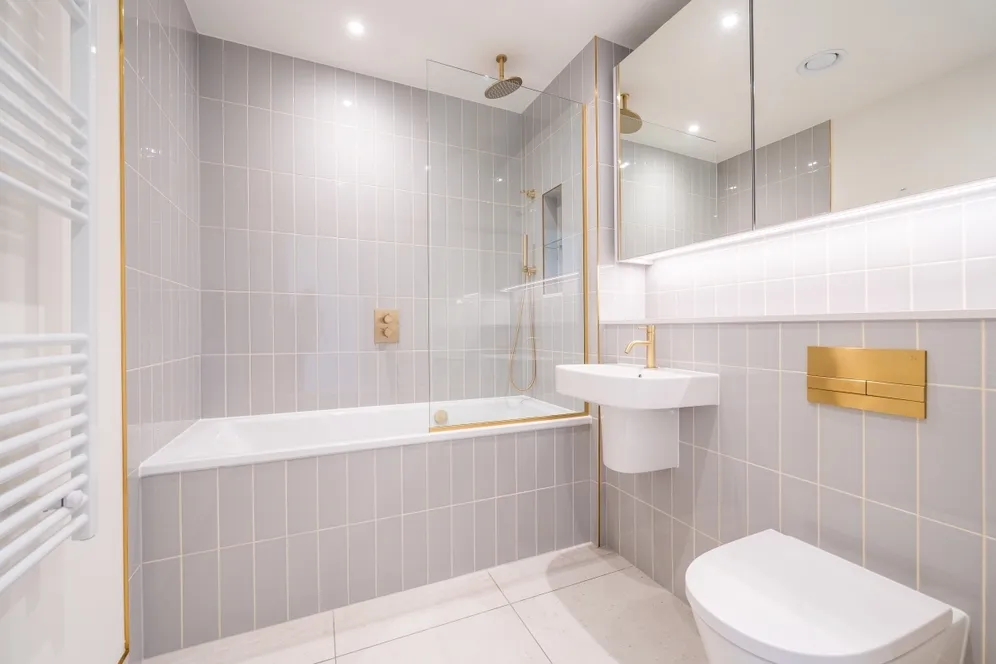 The Eades, 11 Selborne Road London E17 photo 8