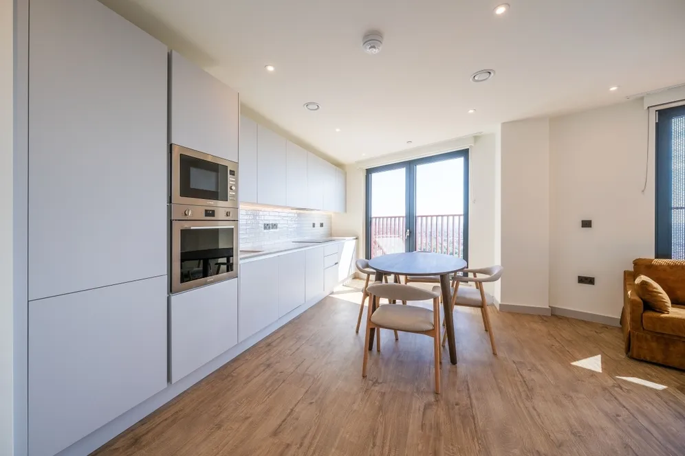 The Eades, 11 Selborne Road London E17 photo 2