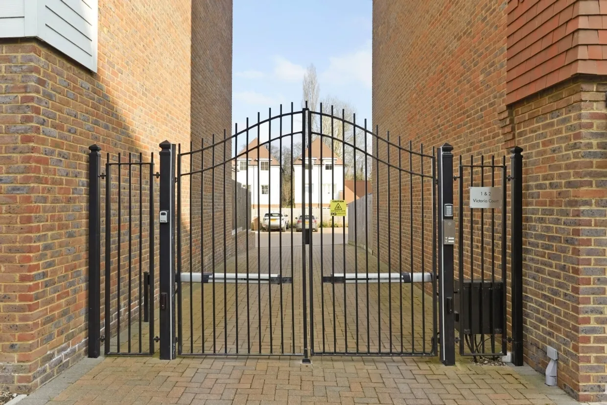 Nicholson Road Dunton Green TN14 photo 11
