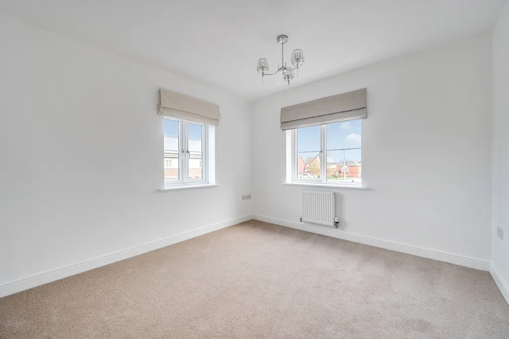Brimstone End Leamington Spa CV31 photo 12