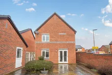 Brimstone End Leamington Spa CV31 photo 15