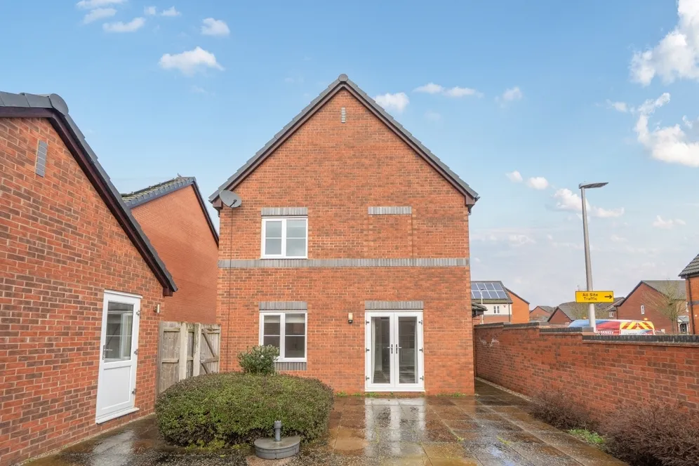 Brimstone End Leamington Spa CV31 photo 15