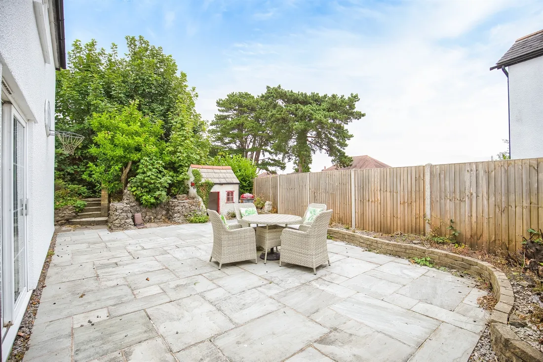 Property photo 32