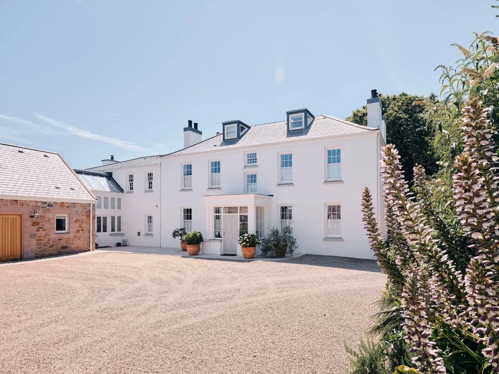 Ste Claire House