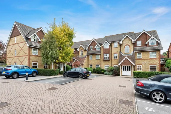 Halfpenny Lane, Sunningdale SL5