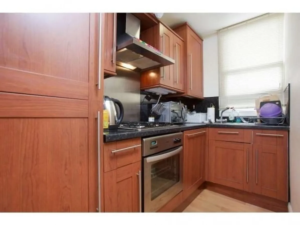 Ashburn Gardens South Kensington SW7 photo 4