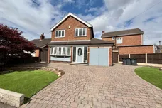 Harcourt Crescent, Nuthall, NOTTINGHAM