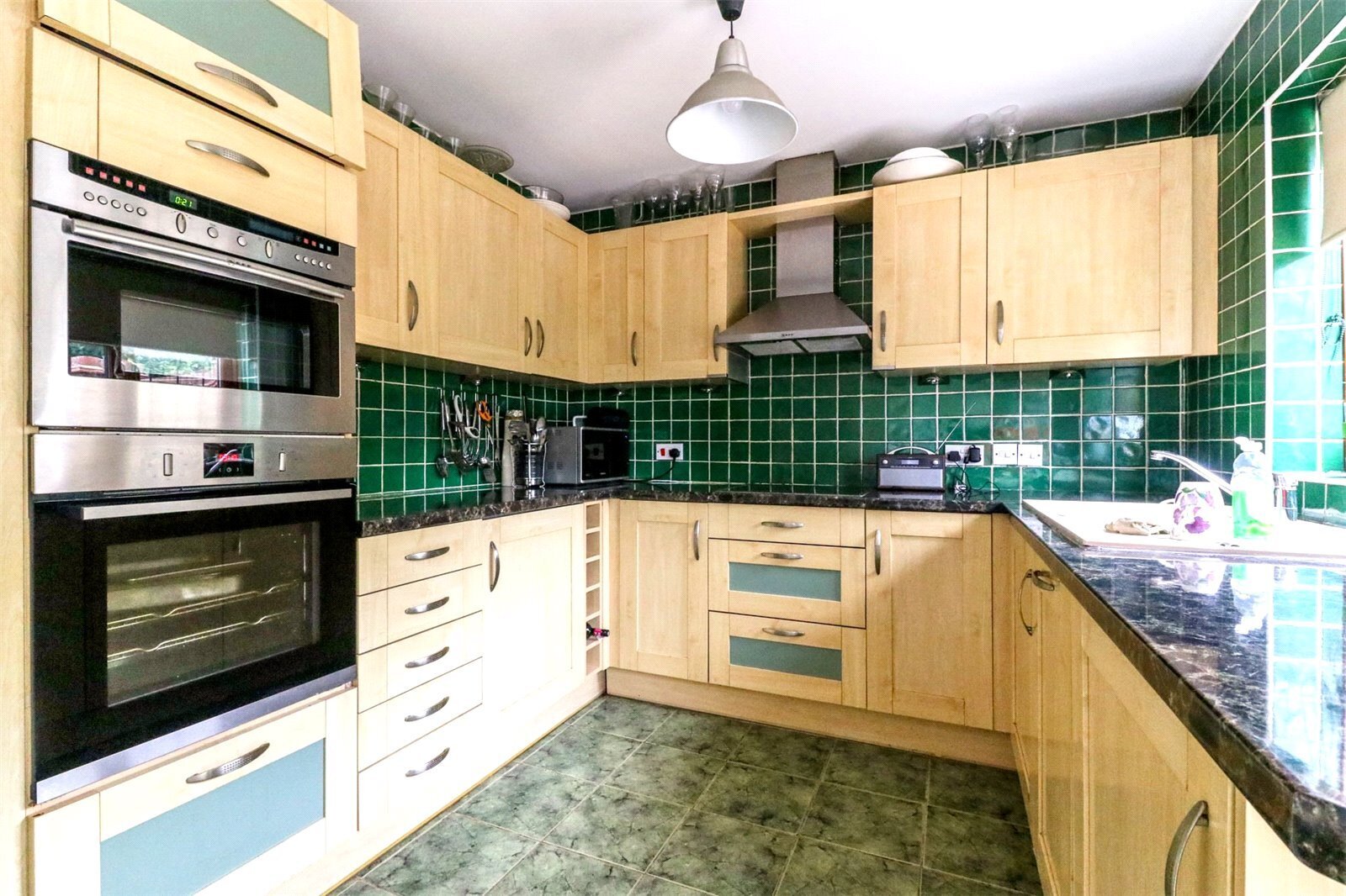 Postern Green, Enfield, Middlesex, EN2 Image 9
