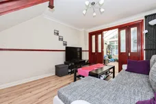 Falcon Avenue, Grays