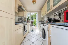Falcon Avenue, Grays