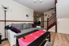 Falcon Avenue, Grays