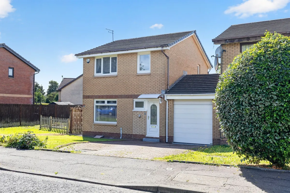 Oakridge Crescent, Paisley