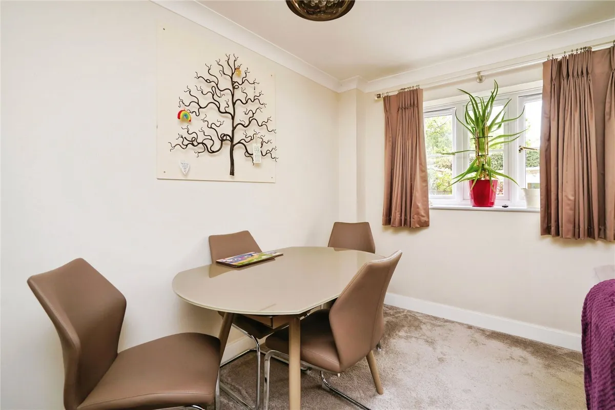 Birch Drive, Bradwell Village, Burford, OX18