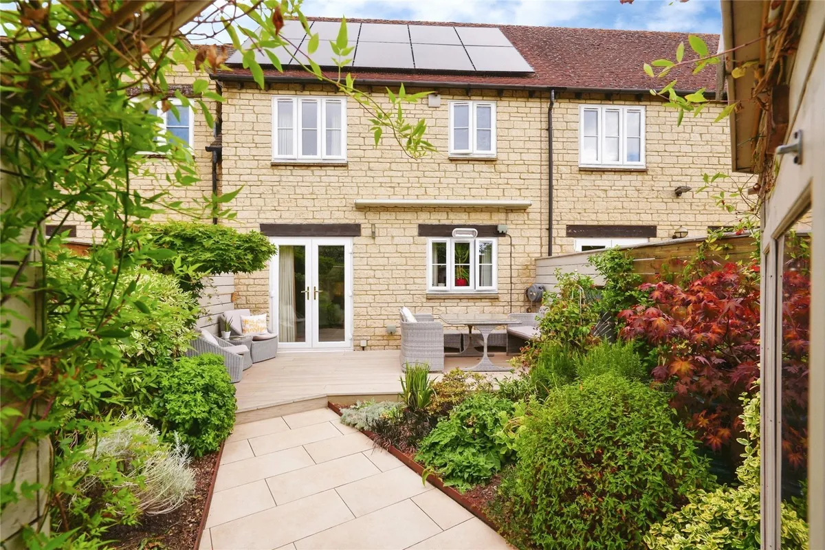 Birch Drive, Bradwell Village, Burford, OX18