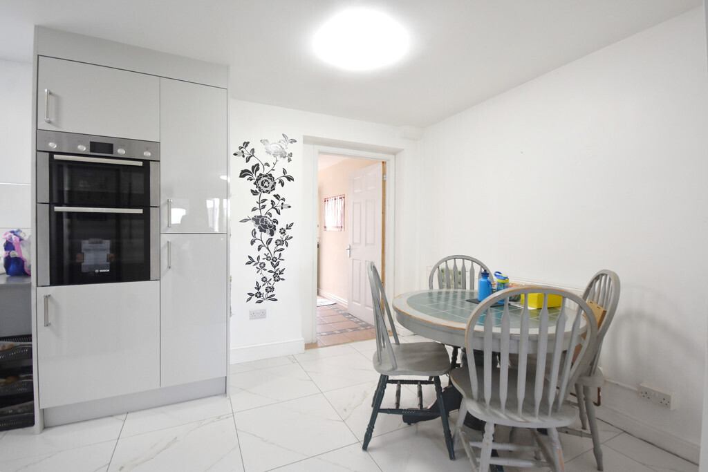 Woodway Lane, Coventry Image 3