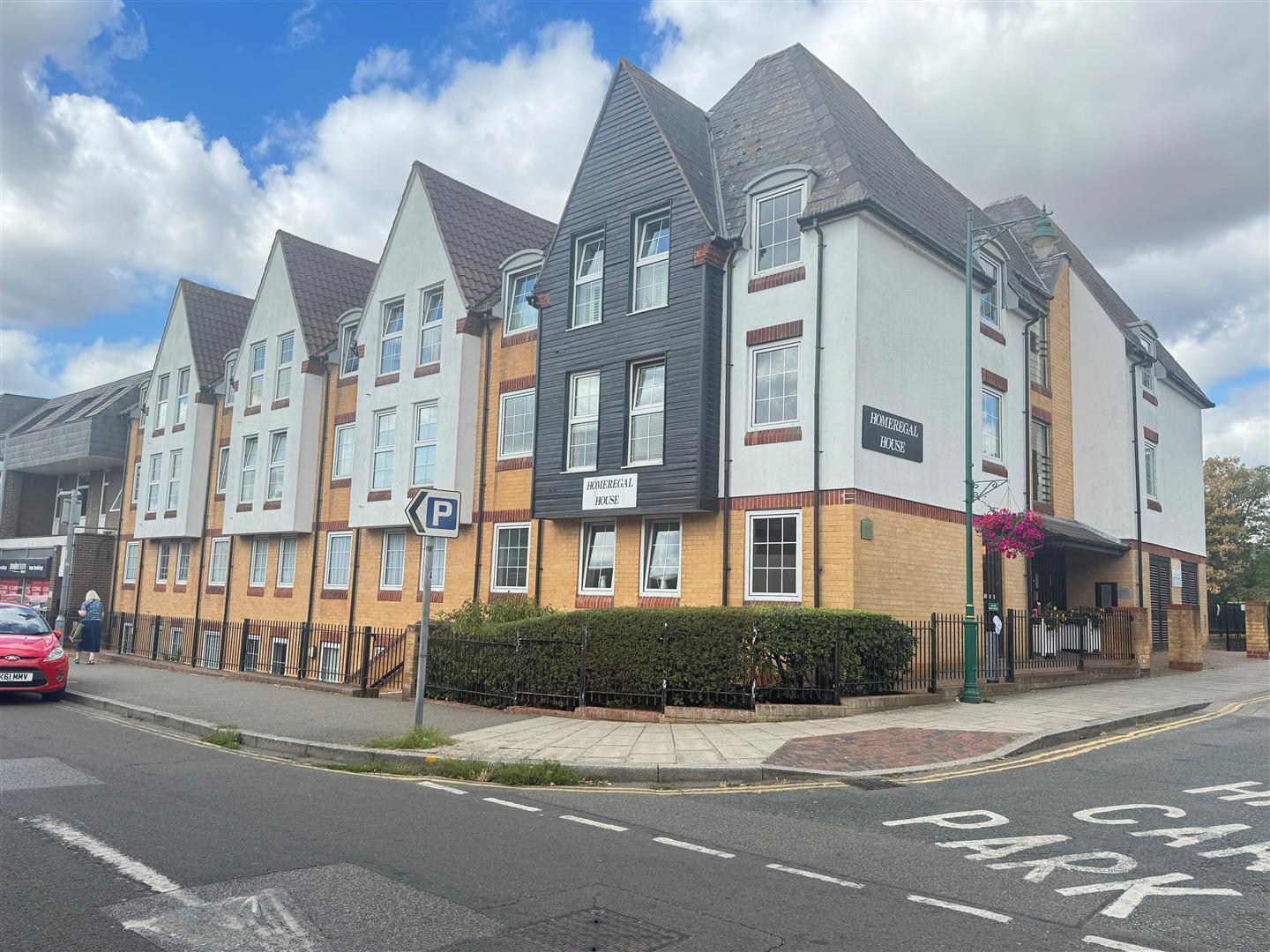 Bellingham Lane, Rayleigh Image 10