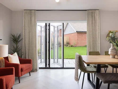 Brockhills Lane, New Miltonphoto