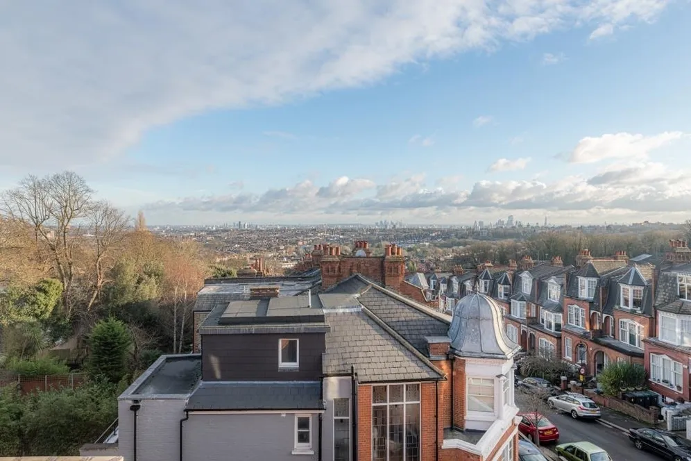 Hillfield Park Mews London N10 photo 3