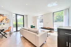 Merino Gardens, Wapping, E1W photo 3