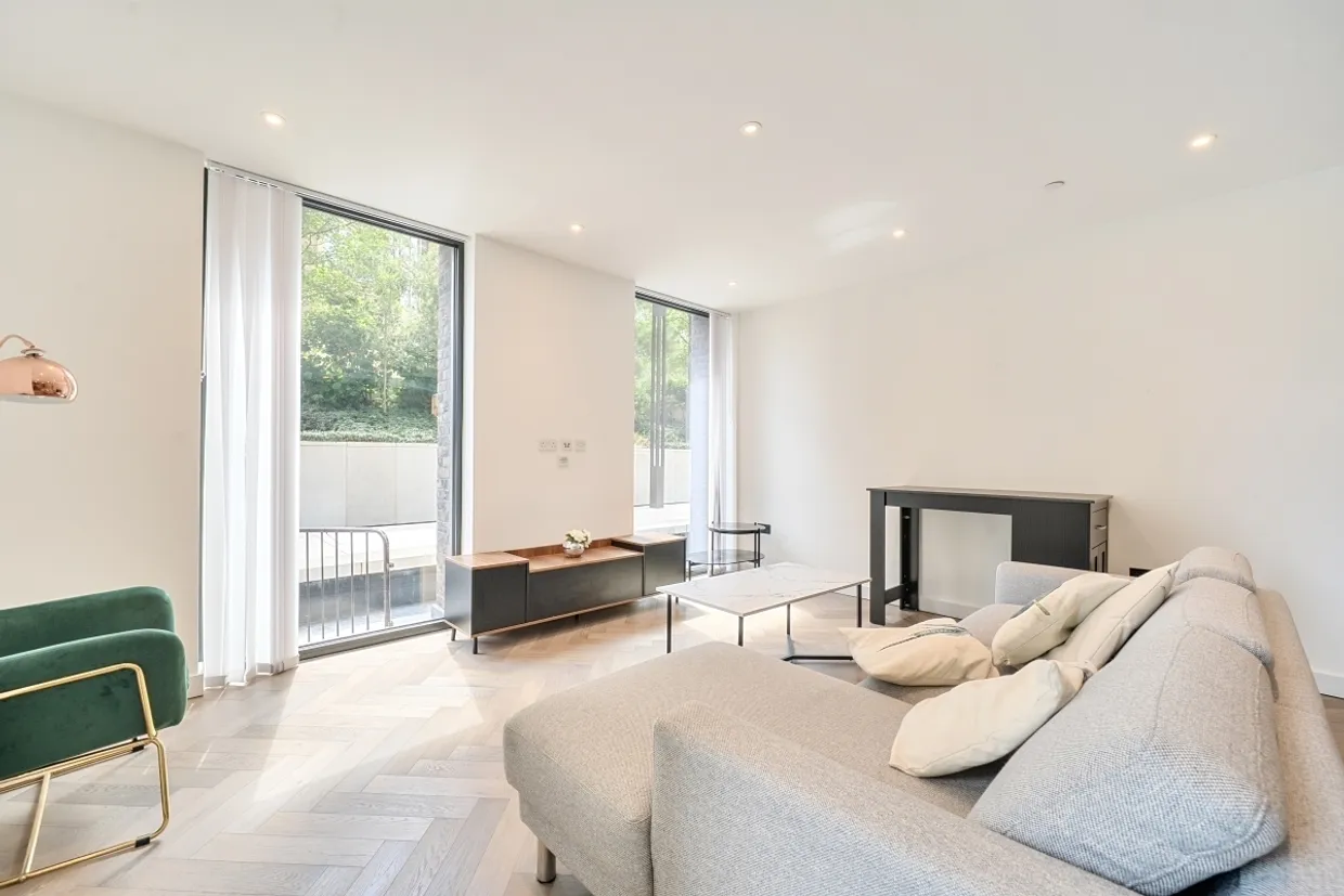 Merino Gardens, Wapping, E1W photo 4