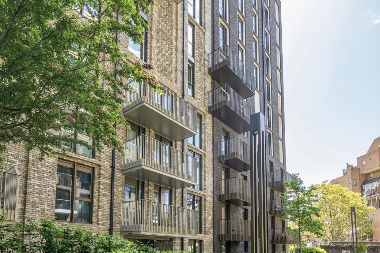 Merino Gardens, Wapping, E1W photo 7