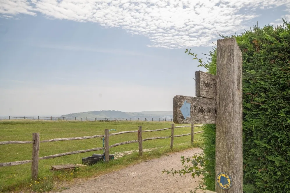 County Stables The Old Racecourse BN7 photo 7