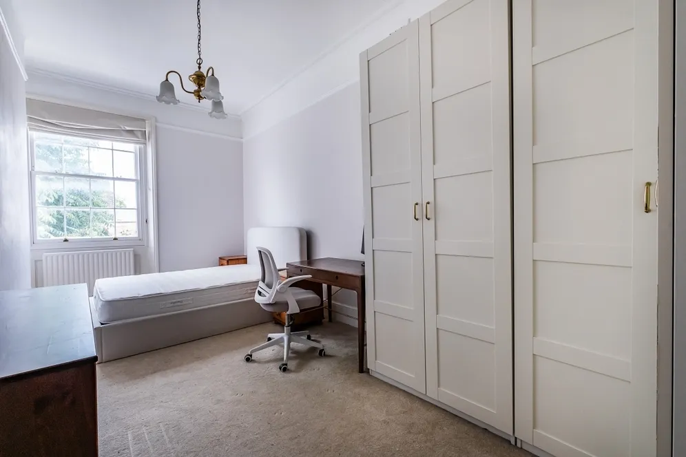 Warwick Square Pimlico SW1V photo 8