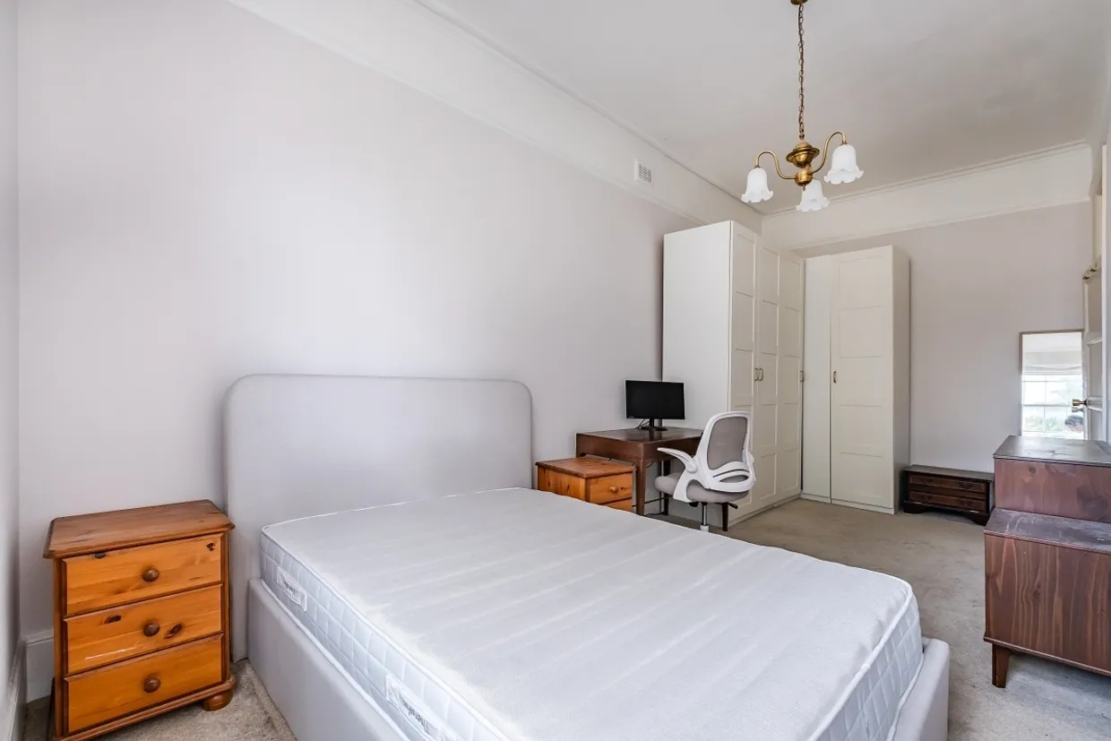 Warwick Square Pimlico SW1V photo 9